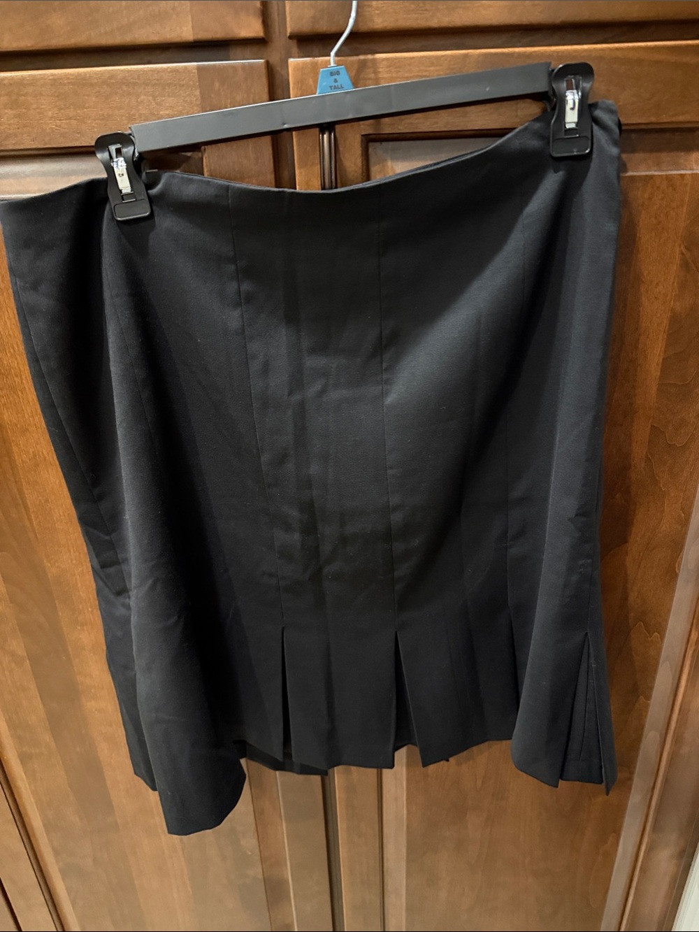 GAP Black A-Line Pleated Skirt